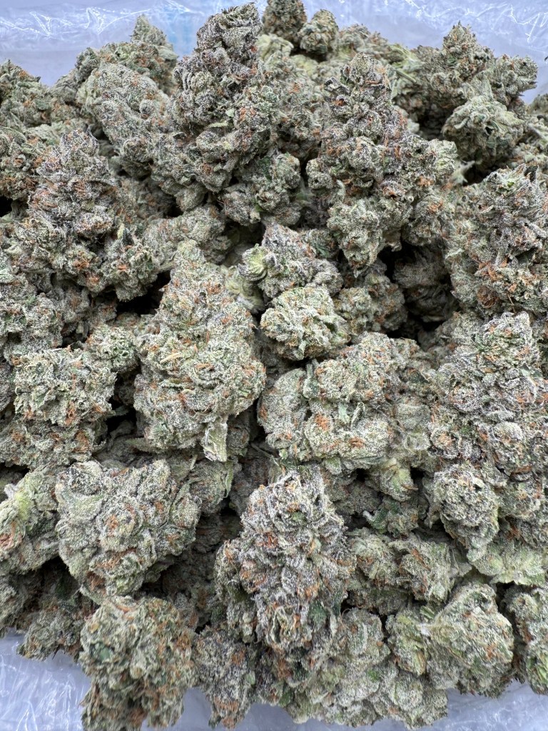 PINEAPPLE EXPRESS - INDOOR
